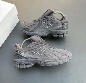 New Balance 1906r Cordura Magnet