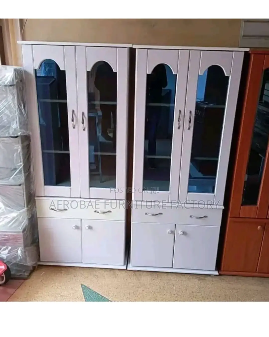 Foreign Designer 2in1 Wardrobe for Luxury Homes
