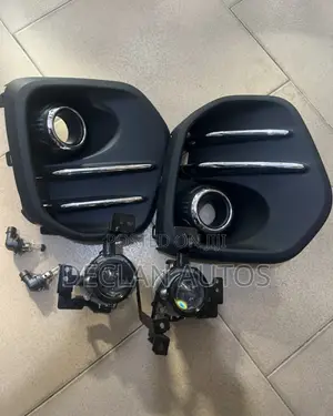 Kia Sportage 2016-2019 Genuine Front Fog Light + Cover
