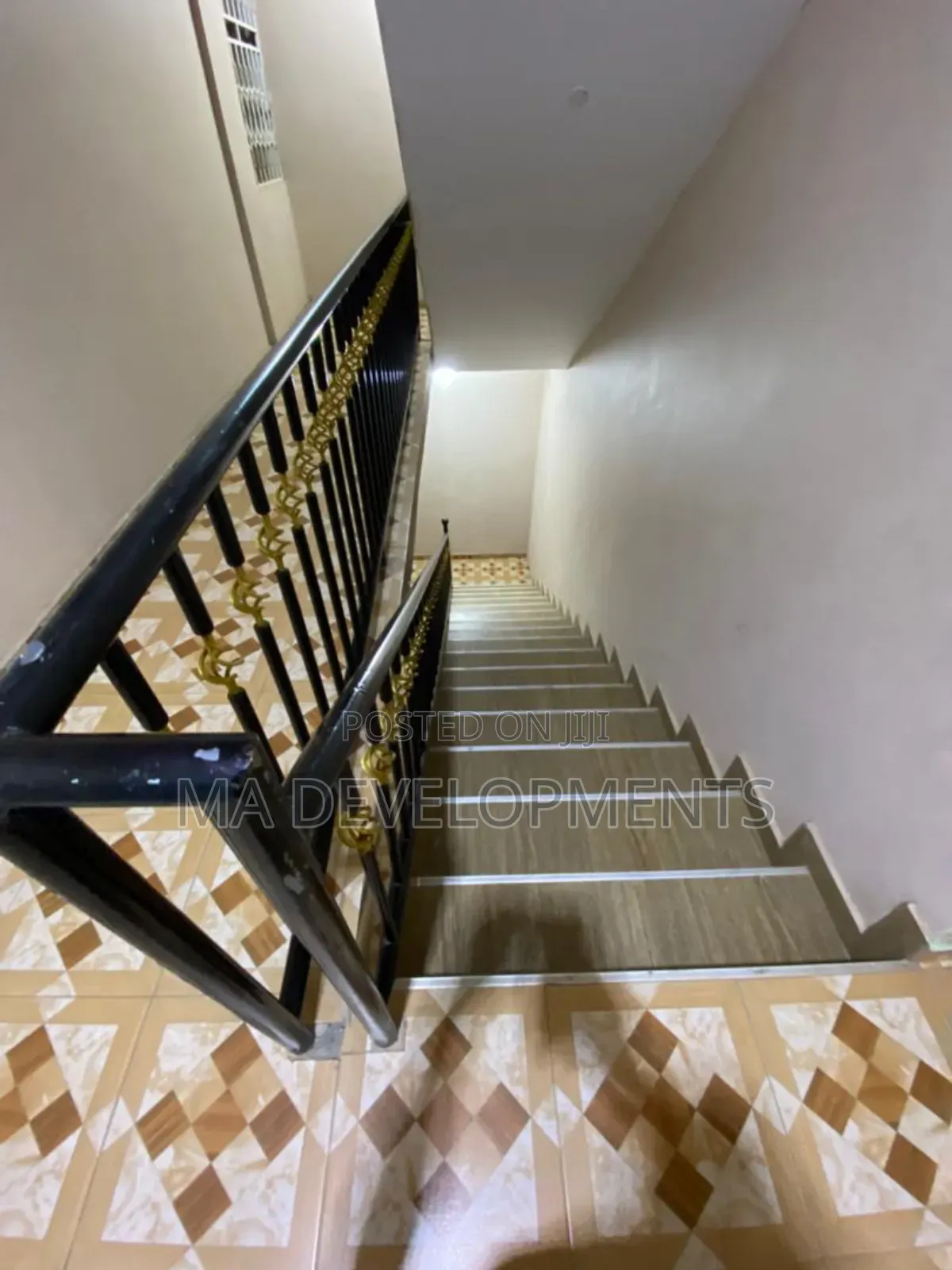 2bdrm Apartment in Madev Realty, Ofankor for rent