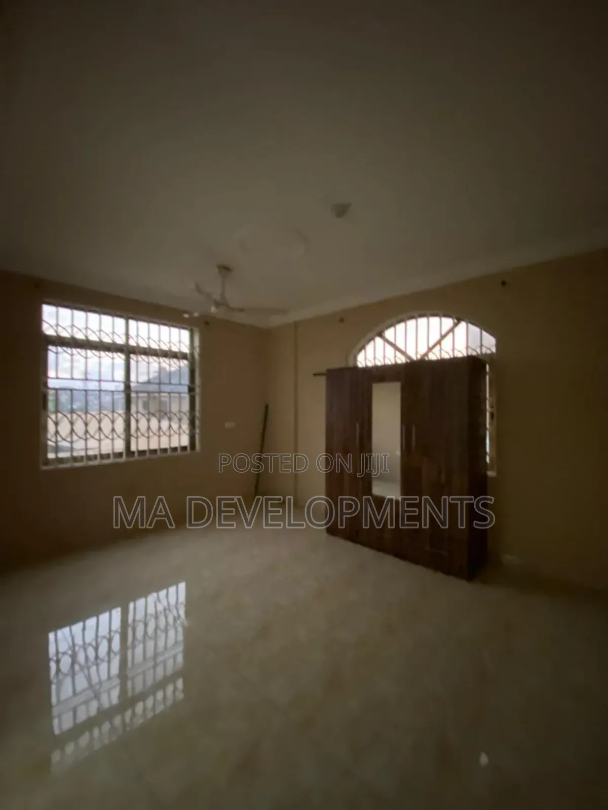 2bdrm Apartment in Madev Realty, Ofankor for rent