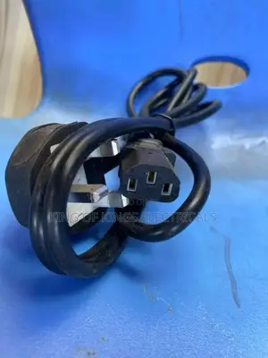 Uk 3-Pin Power Cable (Laptop/Appliance Cord)