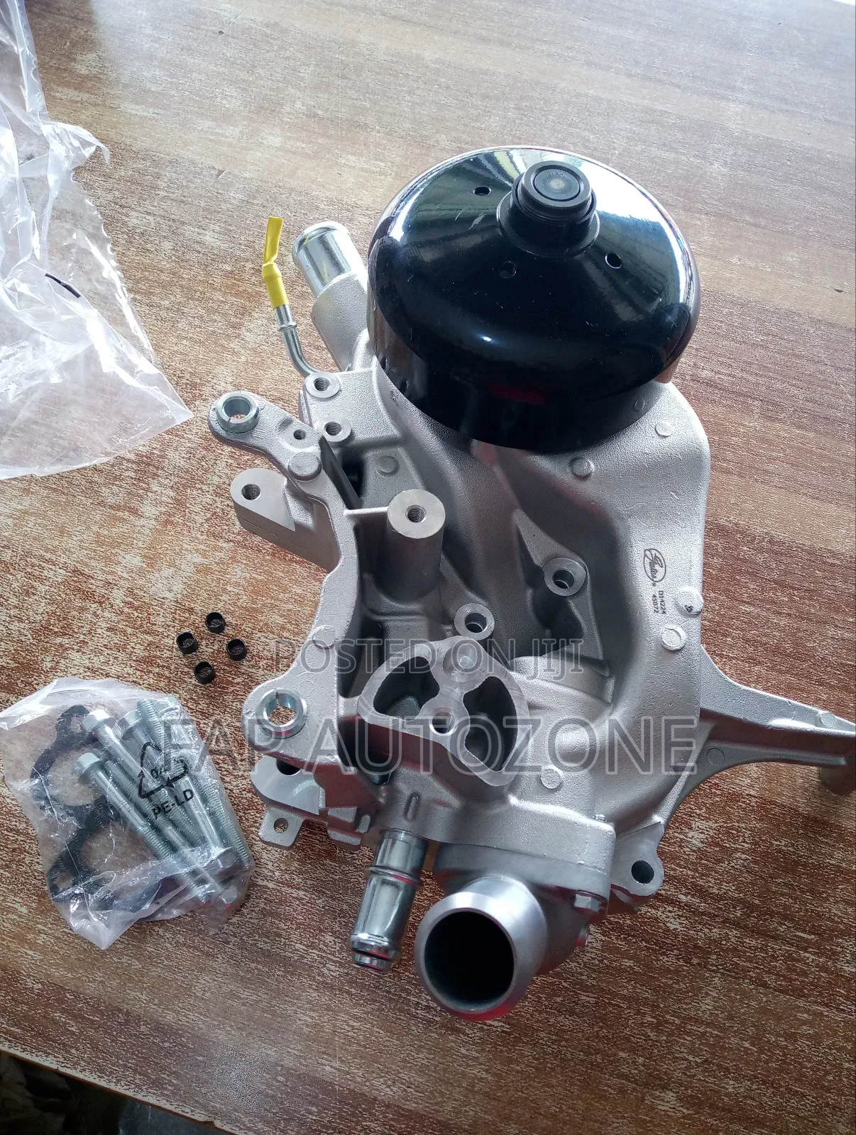 10608. Original Water Pump for Cadillac Escalade; GMC V8 Cars From USA