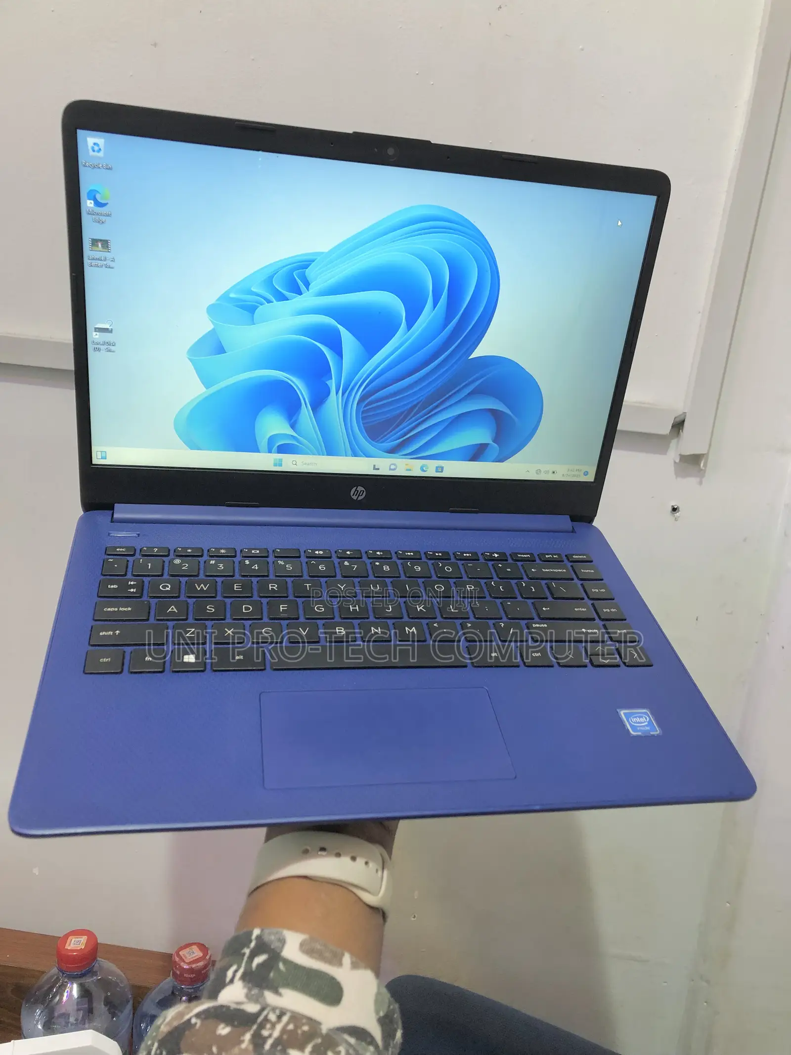 Laptop HP 14z 4GB Intel SSD 60GB