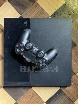 Playstation 4 Standard