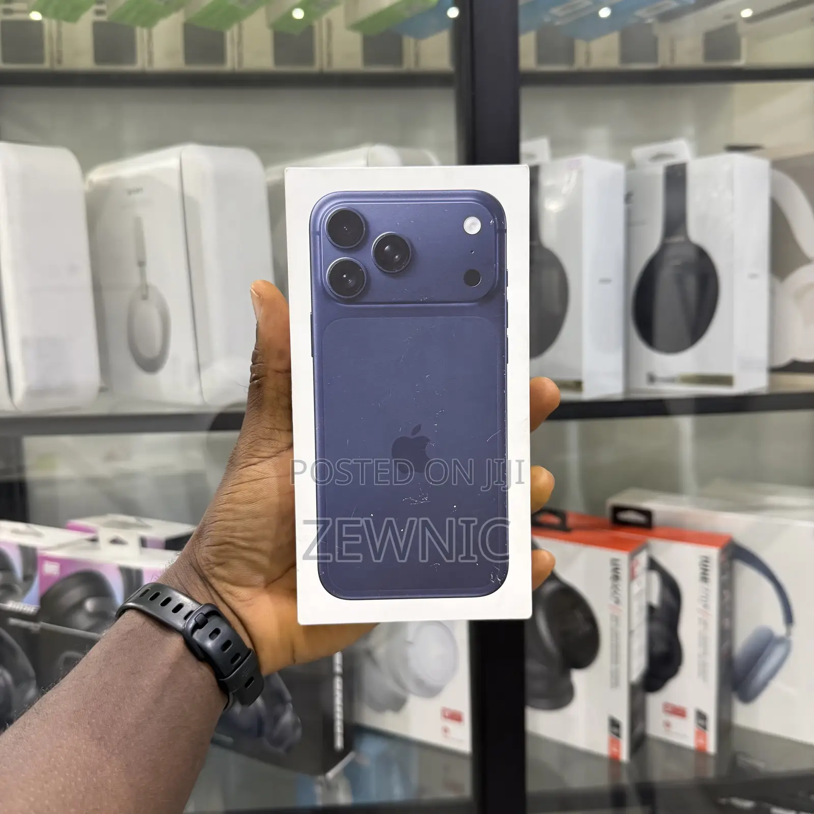 New Apple iPhone 17 Pro Max 256 GB Blue