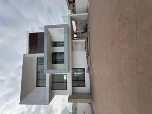 4bdrm House in Adjiriganor for sale