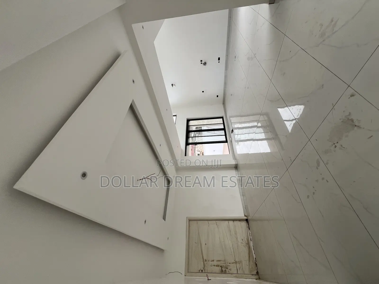 4bdrm House in Adjiriganor for sale