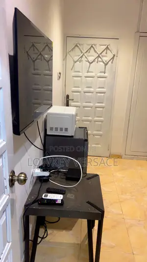Super Comfy Studio + Starlink Wifi + Generator+ Self Catering+ DSTV