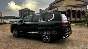 Toyota Land Cruiser 5.7 V8 GXR 2020 Black