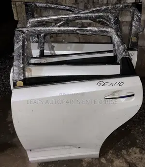 Toyota Venza 2014,2015,2016,2017 Doors Available