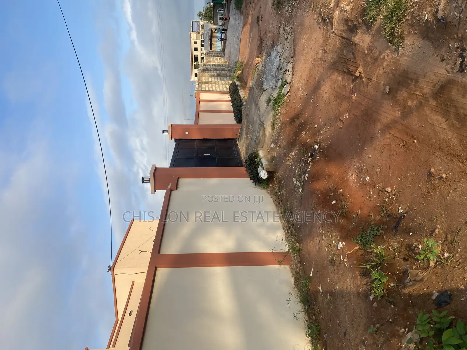 3bdrm House in Tuba Kokrobite Road, Toll Booth for sale