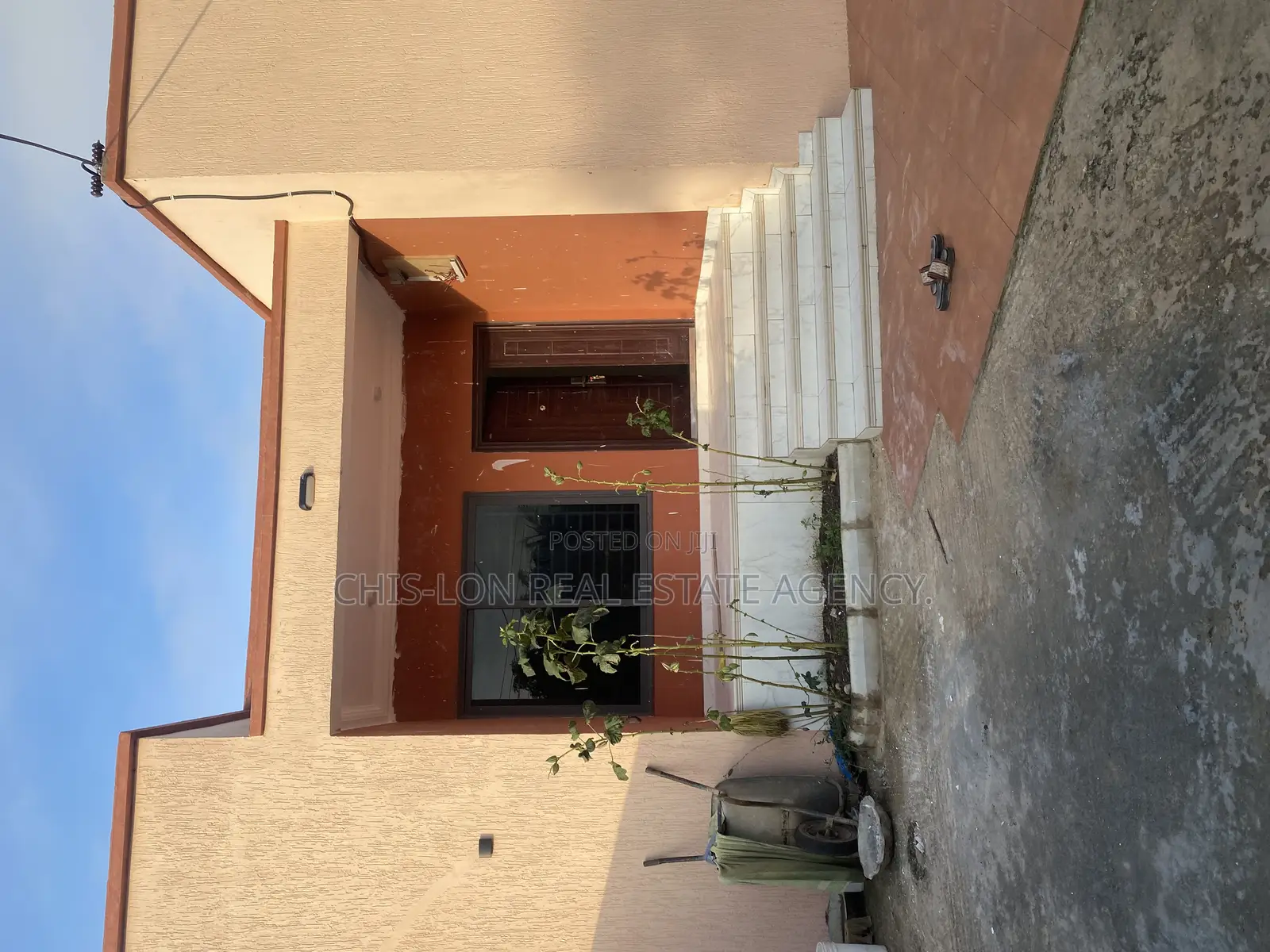 3bdrm House in Tuba Kokrobite Road, Toll Booth for sale