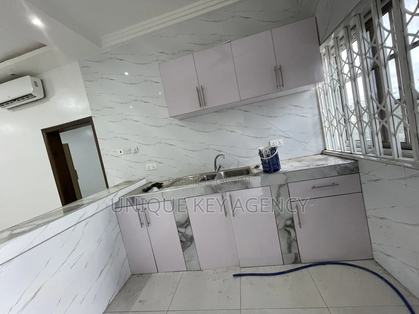 1bdrm Apartment in Unique Key Agency, East Legon for rent