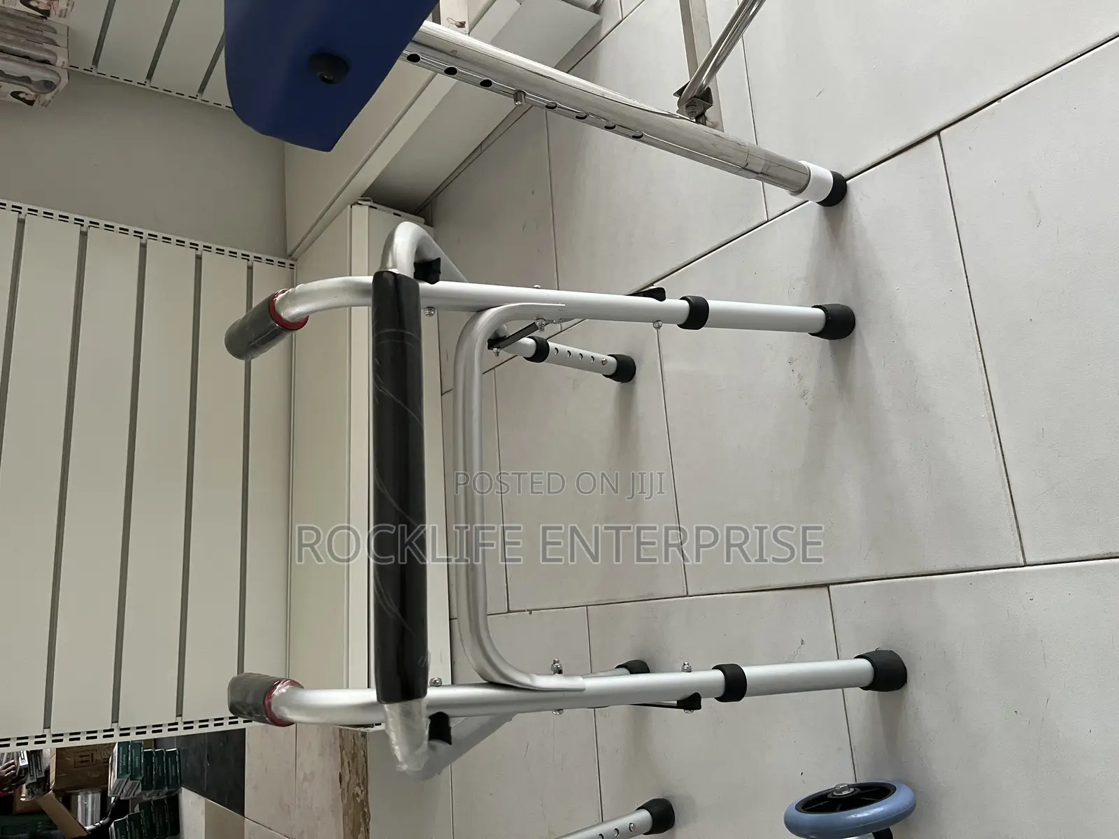 Pediatric Walking Frame Without Wheels