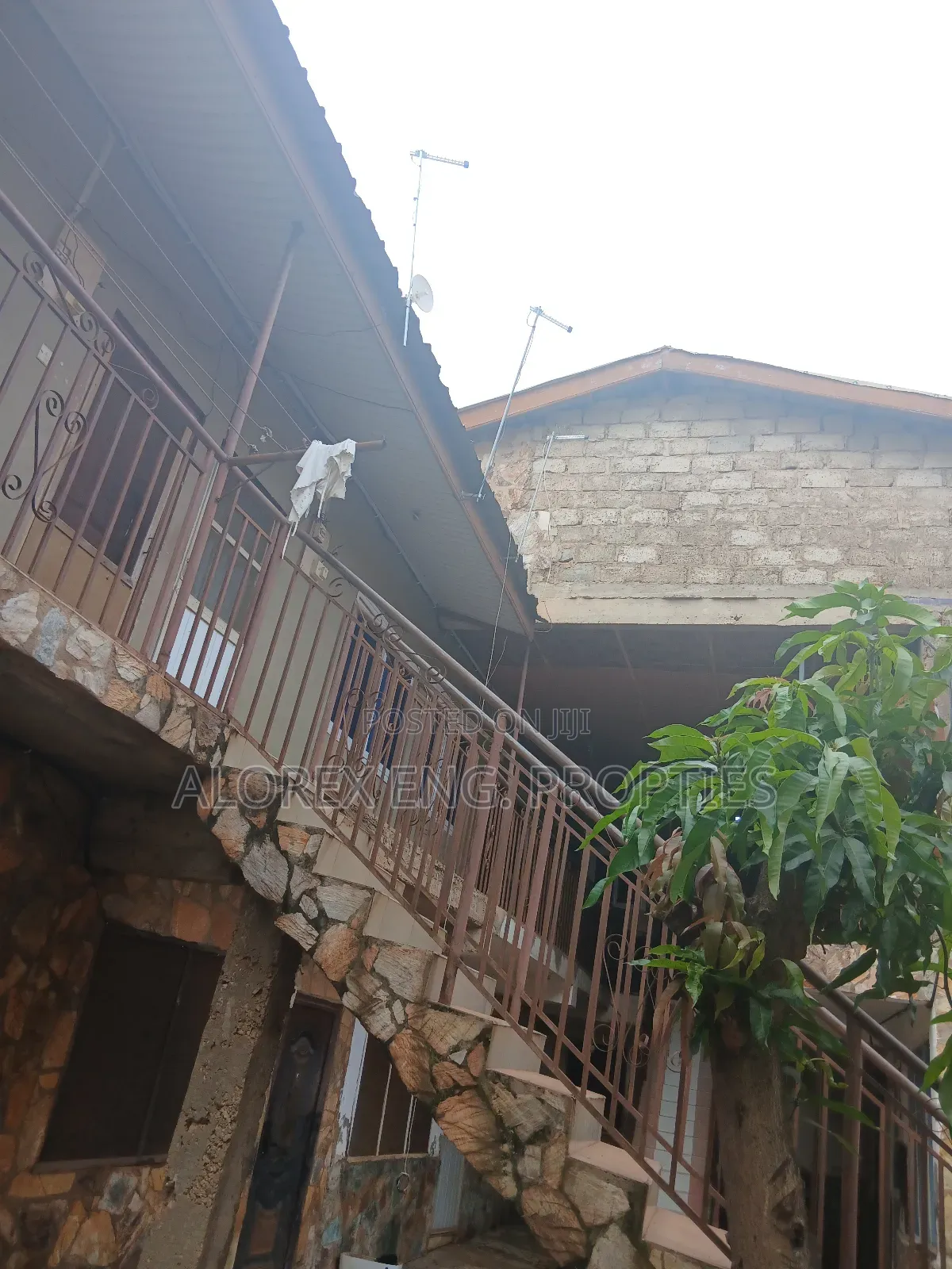 1bdrm Apartment in Valley View, Oyibi for rent