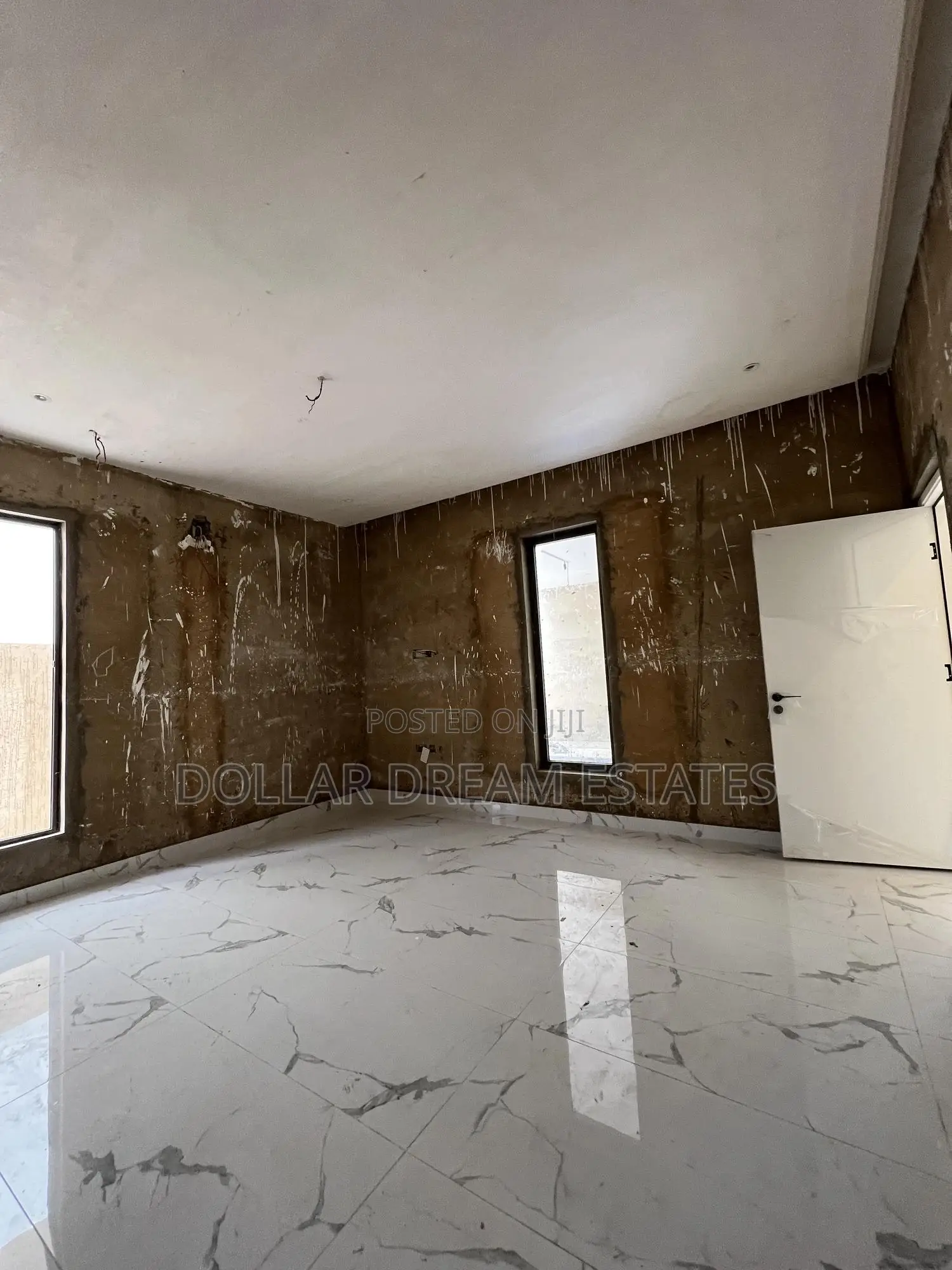 5bdrm House in Adjiriganor for sale