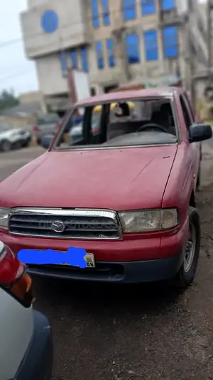 Mazda B2500 Pick-Up Windscreen Available