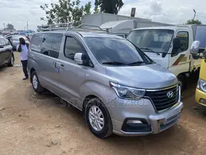 Hyundai Starex 2020 Silver