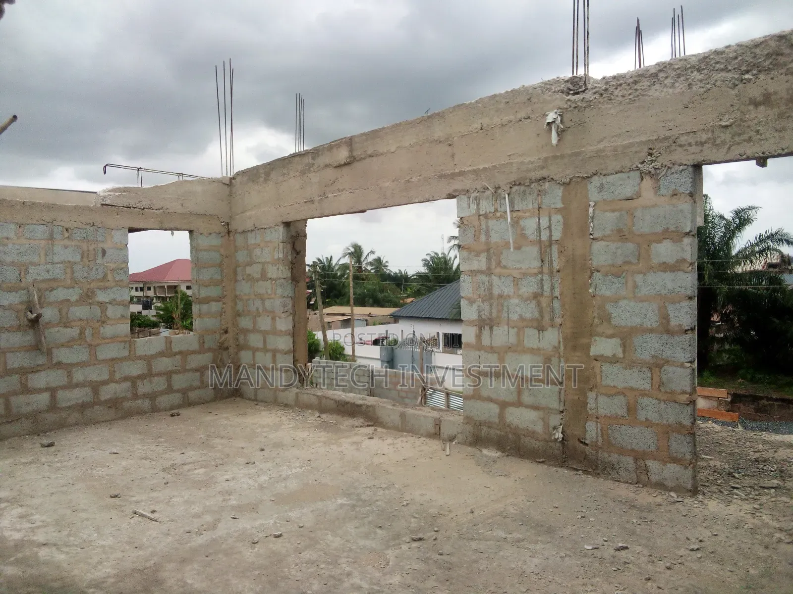 6bdrm Mansion In Adenta For Sale