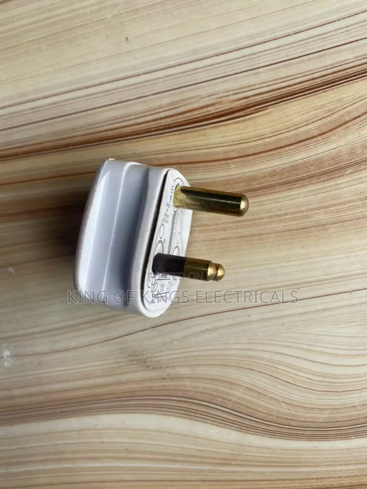 Heavy-Duty 15a Electrical Plug