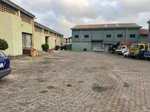 750 SQM Warehouse for Sale Within Achimota for Rent