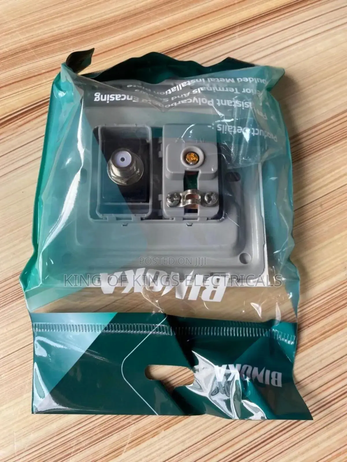 Binoka Tv+Satellite Socket Outlet