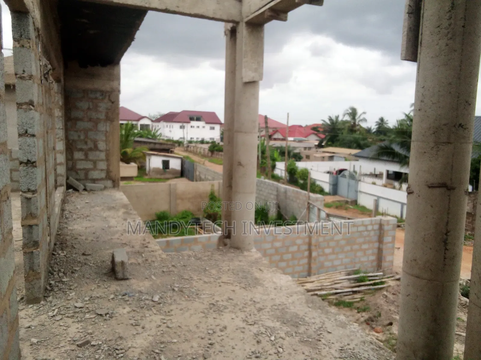 Classic 6 Bedroom Uncompleted House - Adenta