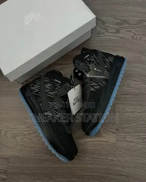 Nike Lunar Force Black High