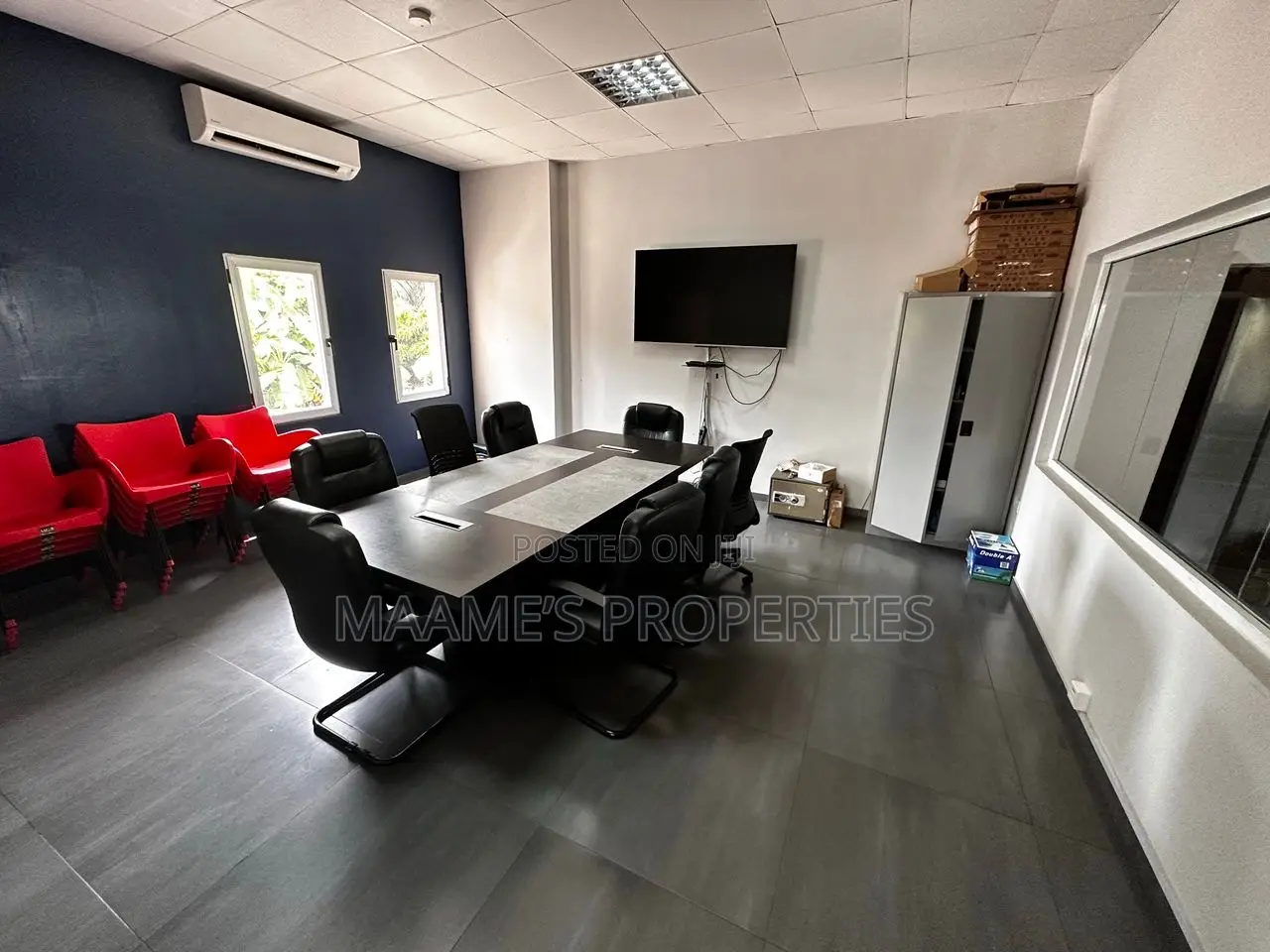 200 SQM Office Space With 2 Offices Inside at Labone