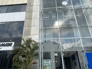 200 SQM Office Space With 2 Offices Inside at Labone