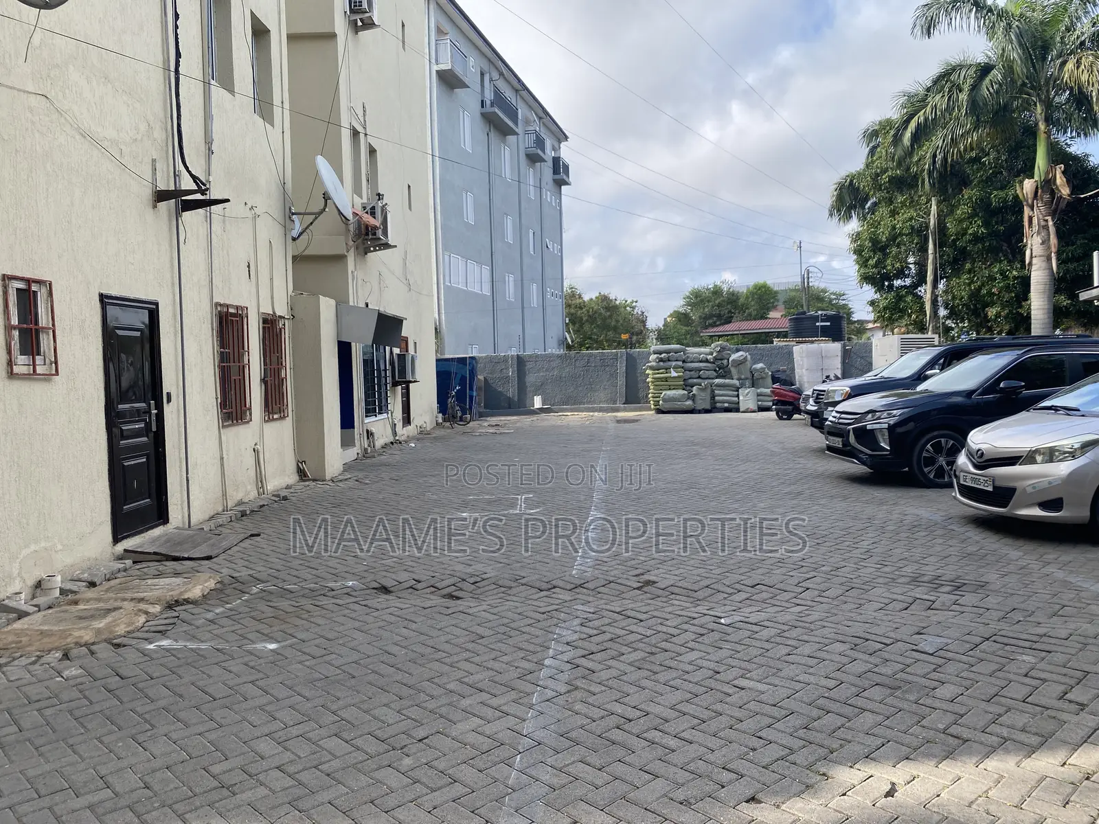 200 SQM Office Space With 2 Offices Inside at Labone