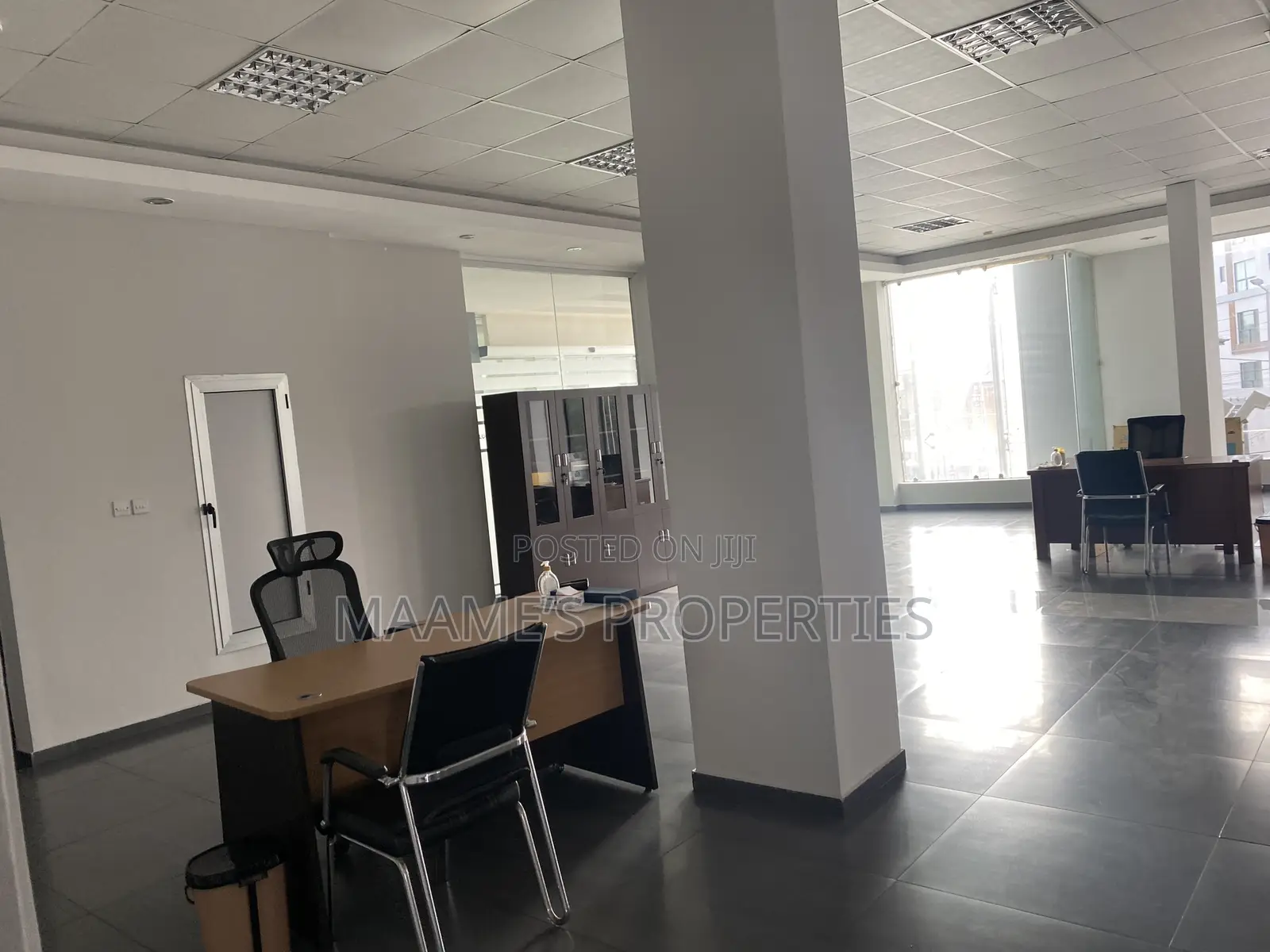 200 SQM Office Space With 2 Offices Inside at Labone