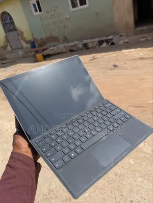 New Laptop Microsoft Surface Pro 7 8GB Intel Core i5 SSD 128GB