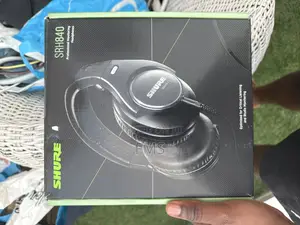 Shure SRH 840