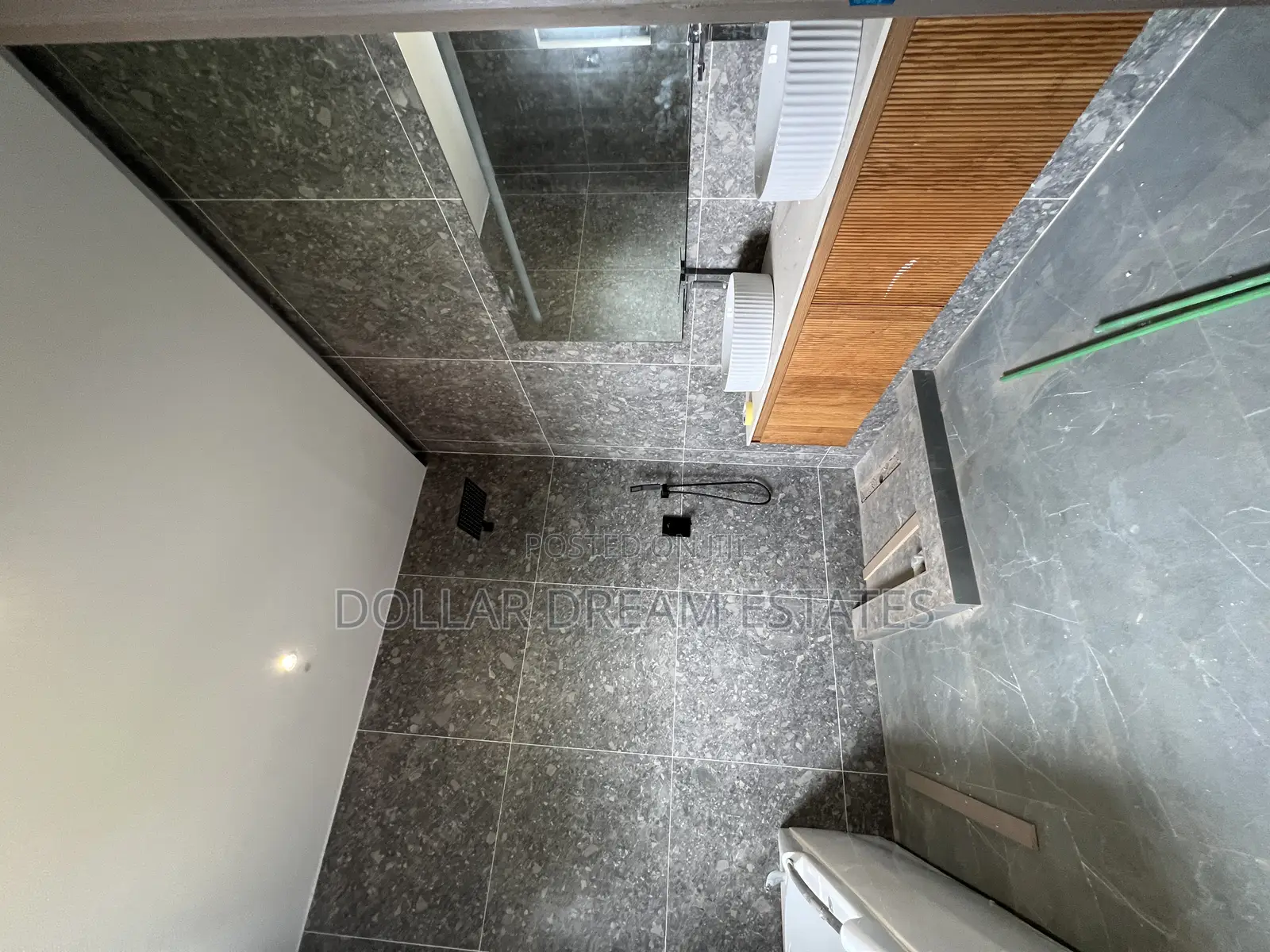 4bdrm House in East Legon for sale