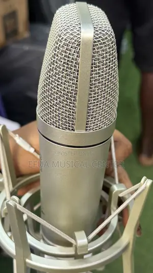 Behringer B-2 Pro Studio Condenser Microphone
