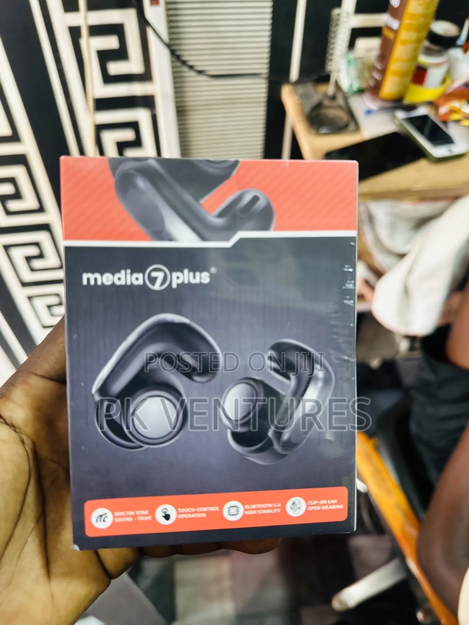 Media 7 Plus Earphones