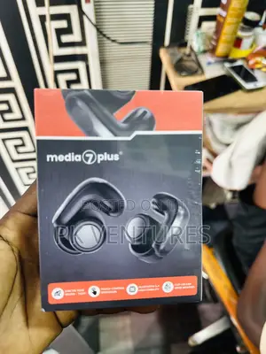 Media 7 Plus Earphones