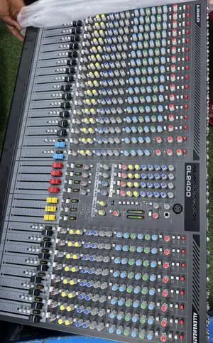 Allen Heath Gl2400,24 Channels,24 Output Digital Console