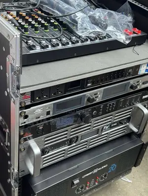 Full Set of Amplifier Rack