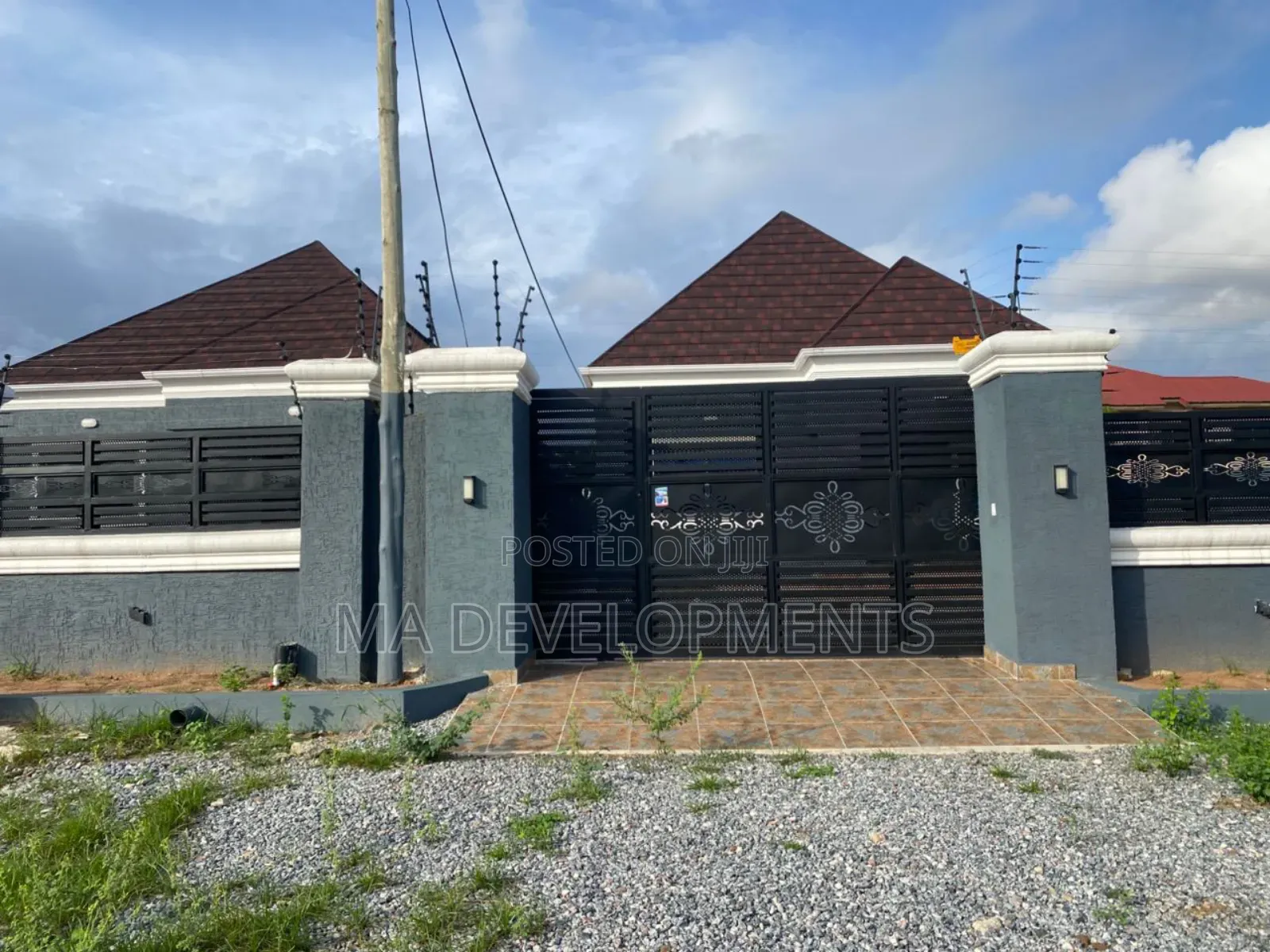 3bdrm House in Madev Realty, Pokuase for sale