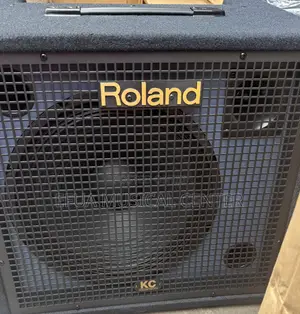 Kc-550 Roland Keyboard Combo