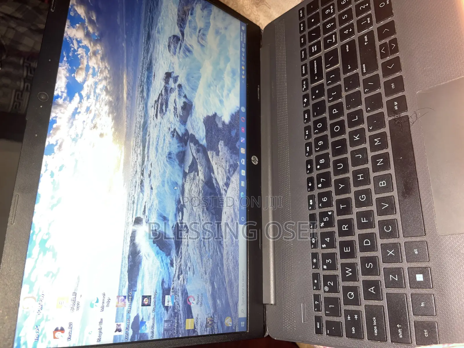 New Laptop HP 250 G10 8GB Intel Core i3 SSD 128GB