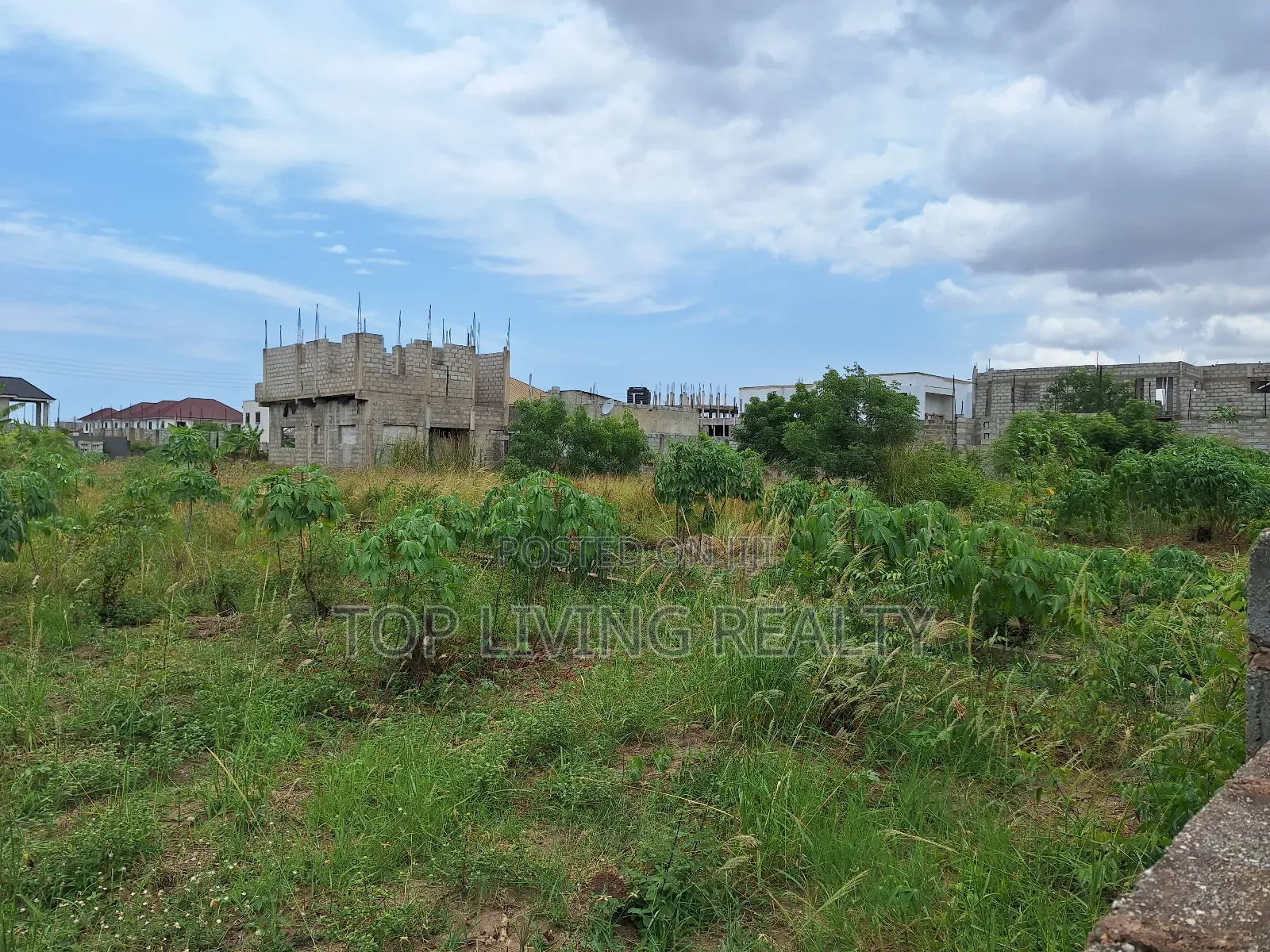 Titled Plot for Sale at Santor