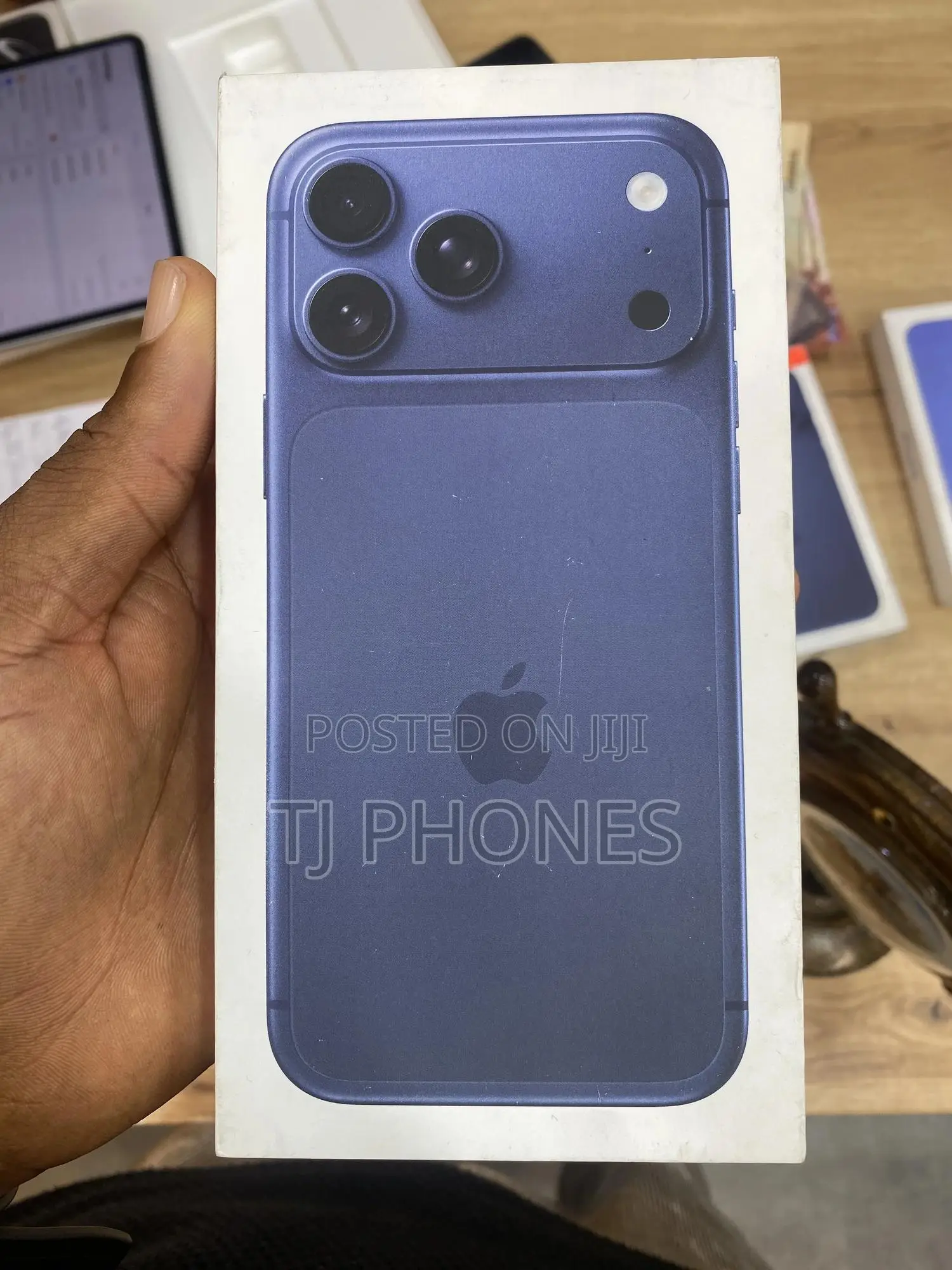 New Apple iPhone 17 Pro Max 512 GB Blue