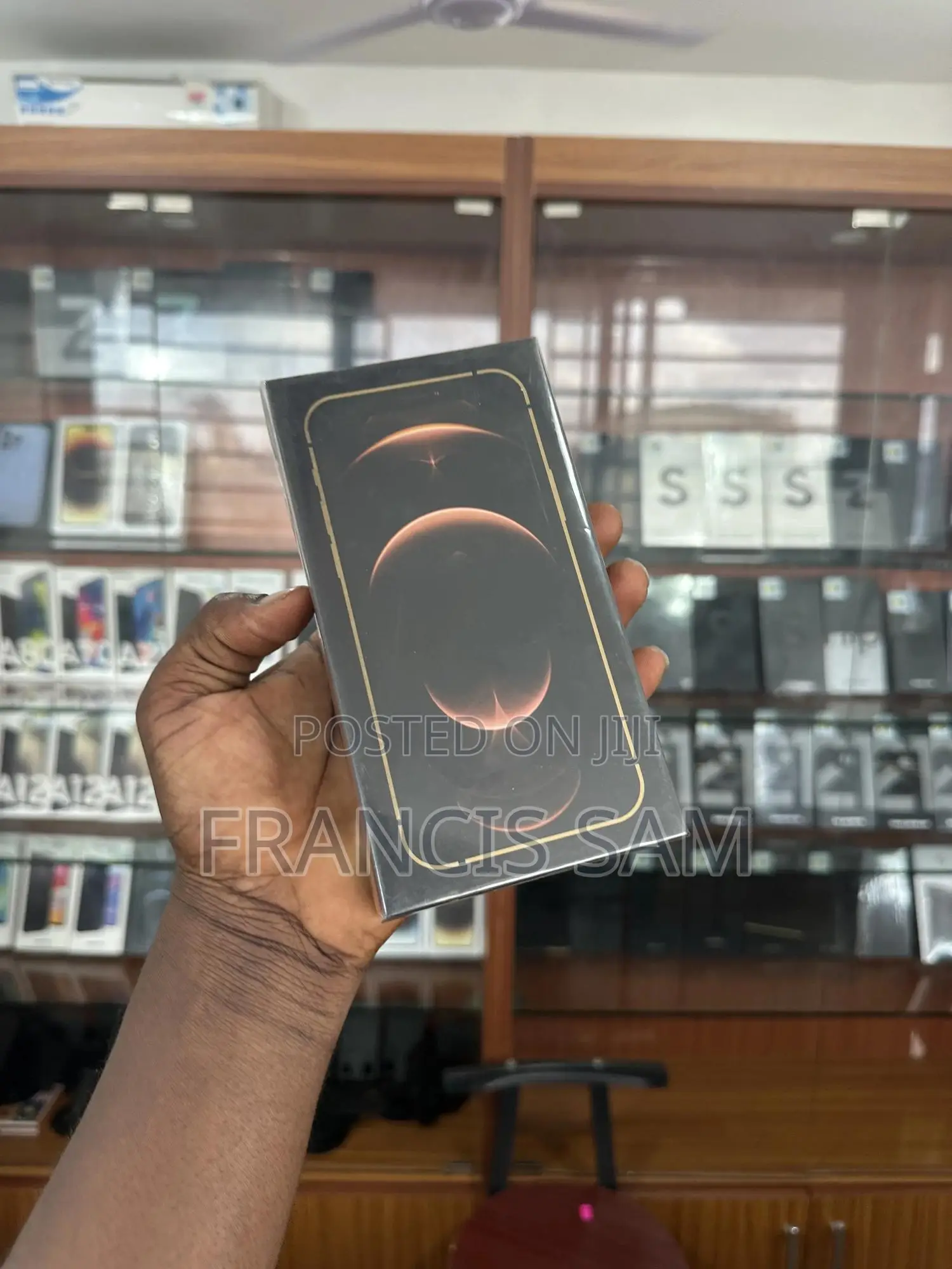 New Apple iPhone 12 Pro 128 GB Bronze