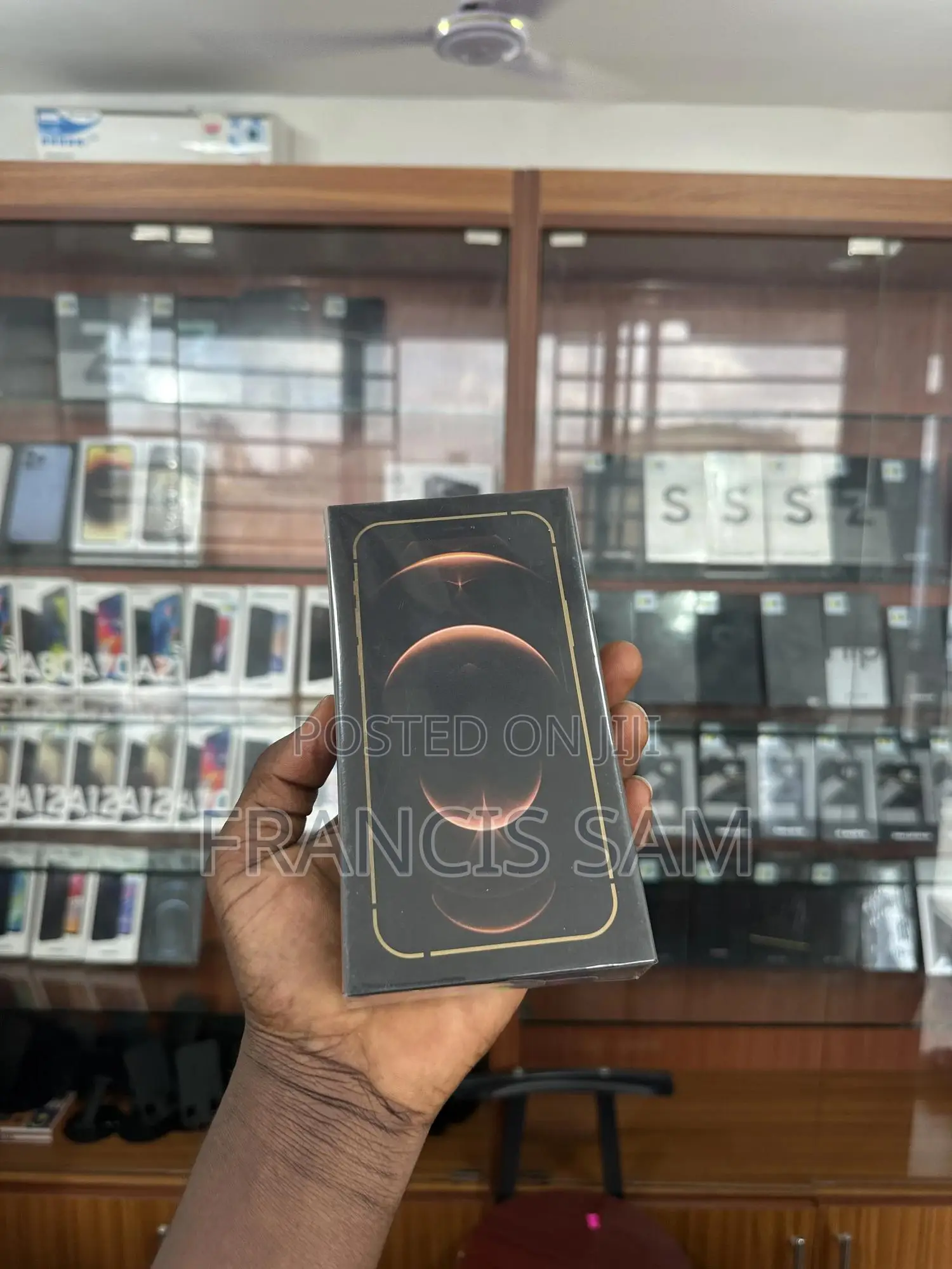 New Apple iPhone 12 Pro 128 GB Bronze