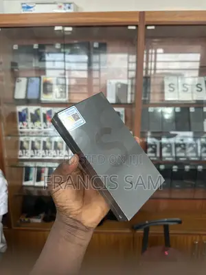 New Samsung Galaxy S22+ 5G 128 GB Black