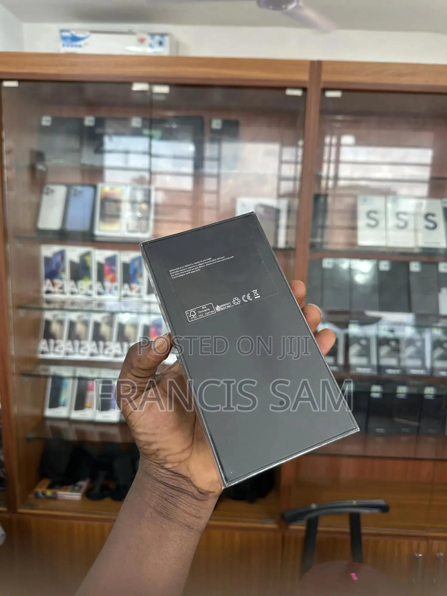 New Samsung Galaxy S22+ 5G 128 GB Black